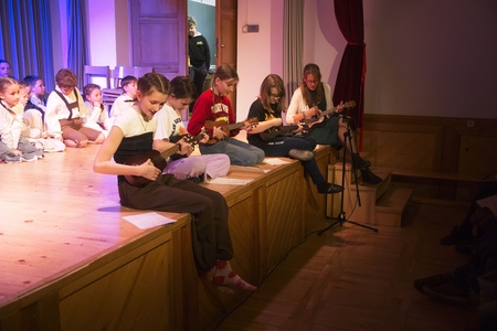 Jezersko_Sˇolska prireditev ob materinskem dnevu_30-3-2026_14